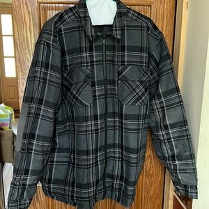 Like New! Men’s XXL Harley Davidson reversible jacket.